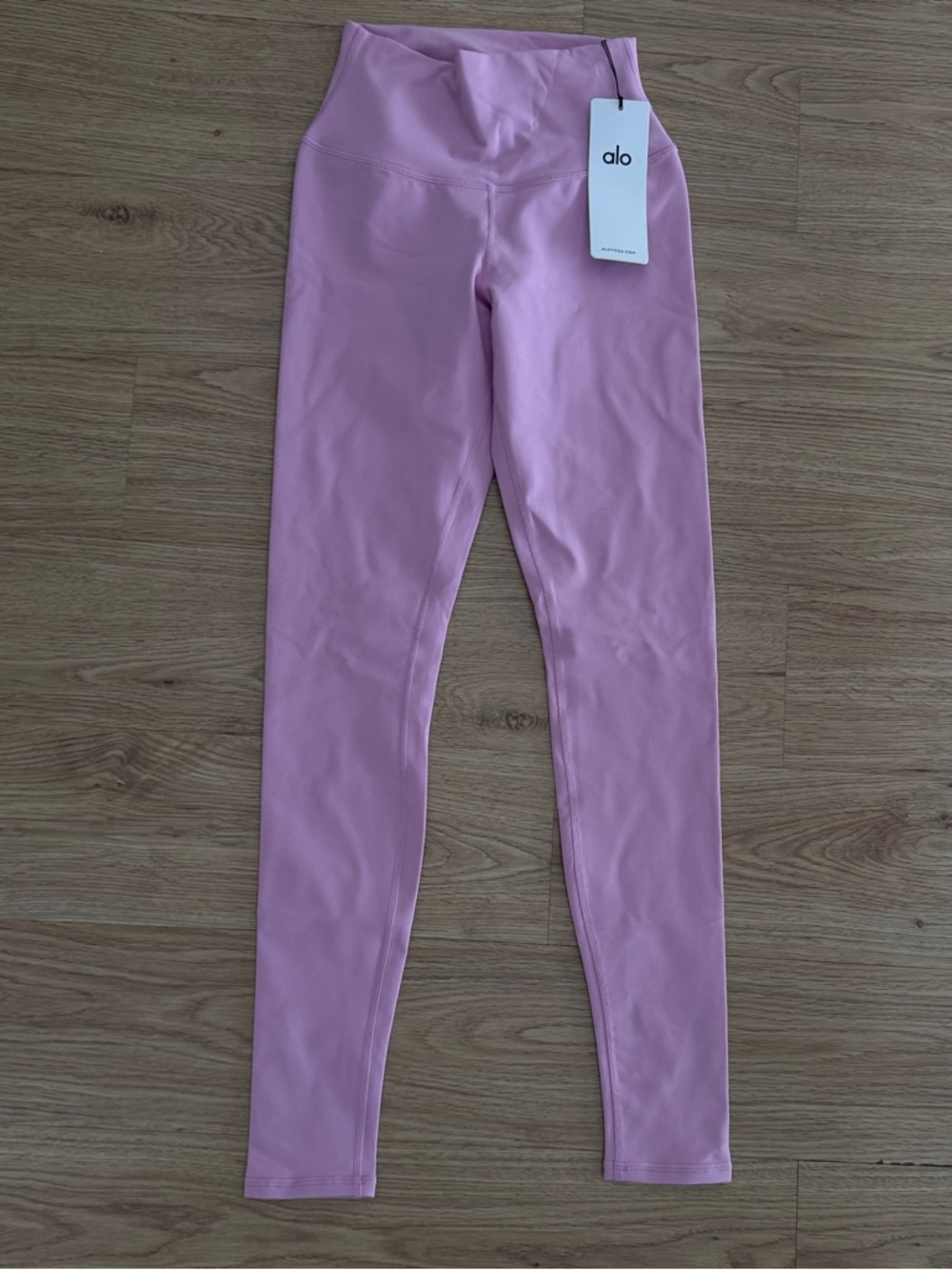 Alo Yoga High-Waist Airbrush Legging in Candy Heart Pink size XS- NWT